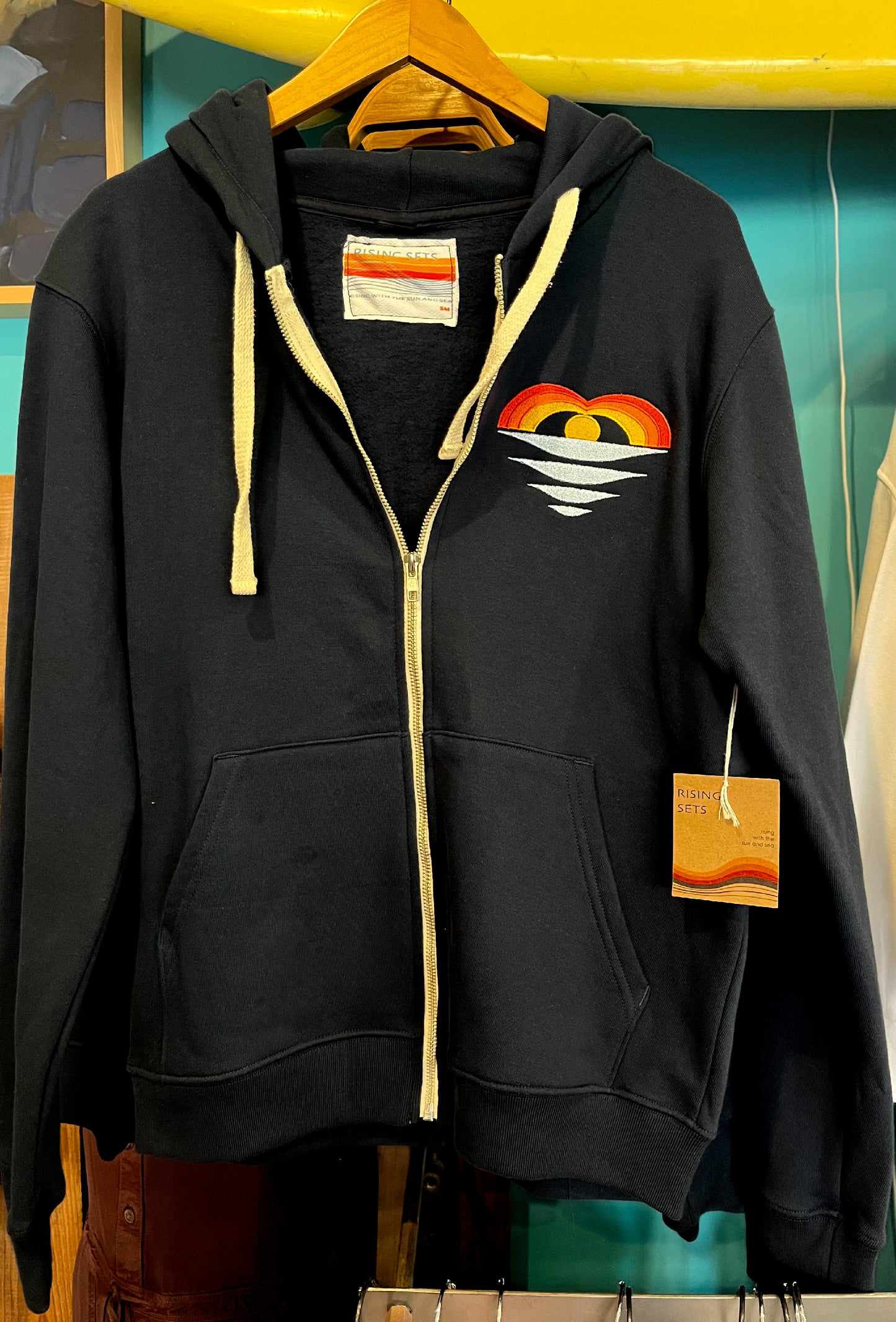 Ocean Filled Heart Embroidered Zip-up Hoodie
